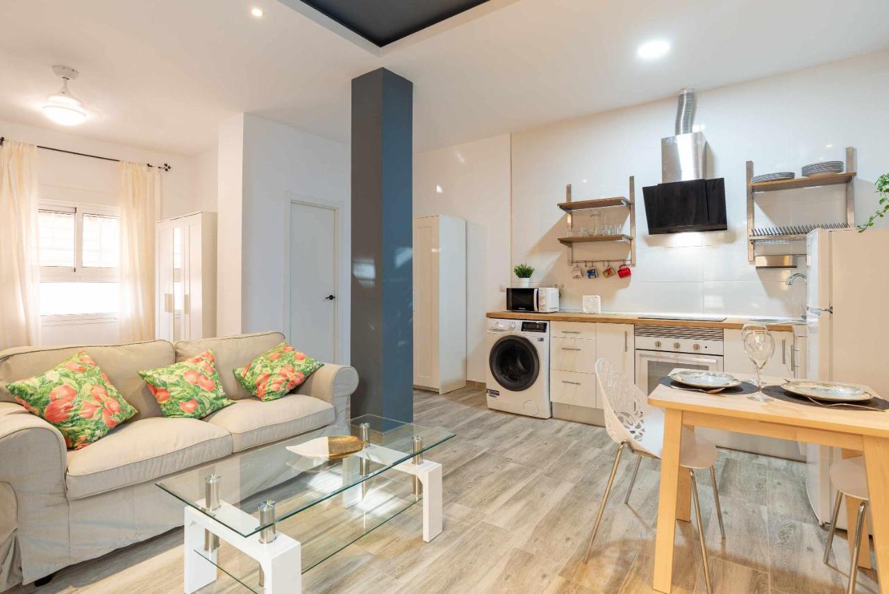 VIALIA SUITES 2 Cinema Málaga Esterno foto